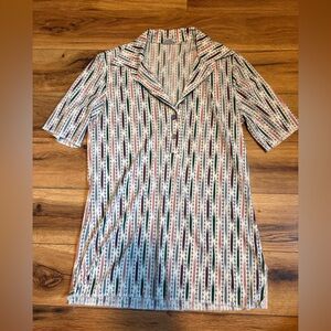 Casual Short-Sleeve Button-Down Shirt in Cream with Multicolor Stripes
